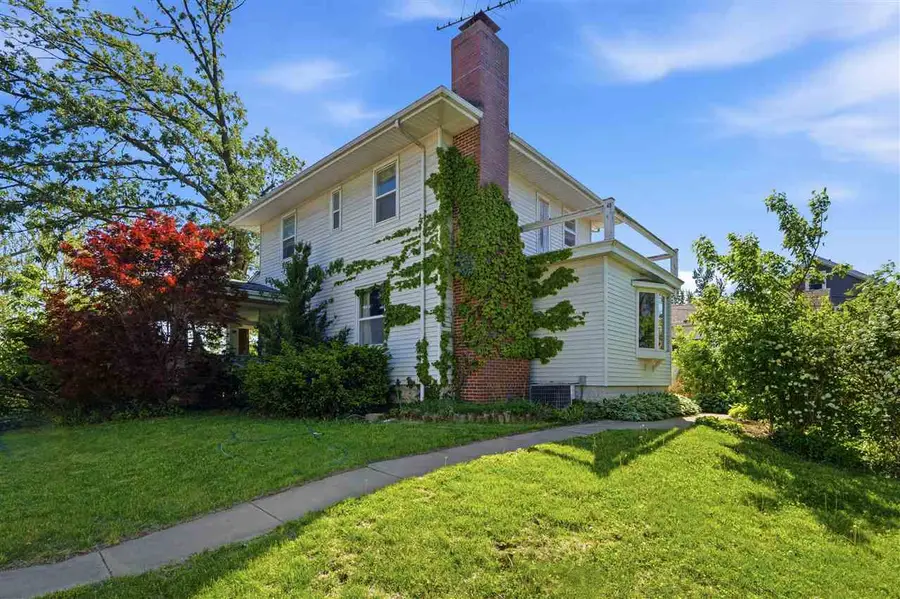 1526 C Ave NW, Cedar Rapids, IA 52405 - #3
