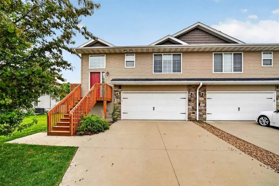 85 N Park Ridge Road, North Liberty, IA 52317 - #2