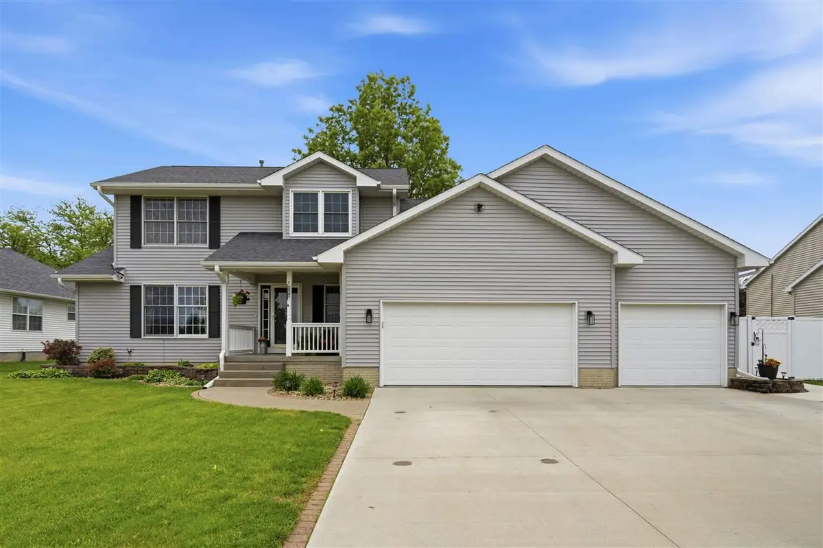 1415 Lyndhurst Dr., Hiawatha, IA 52233 - #1