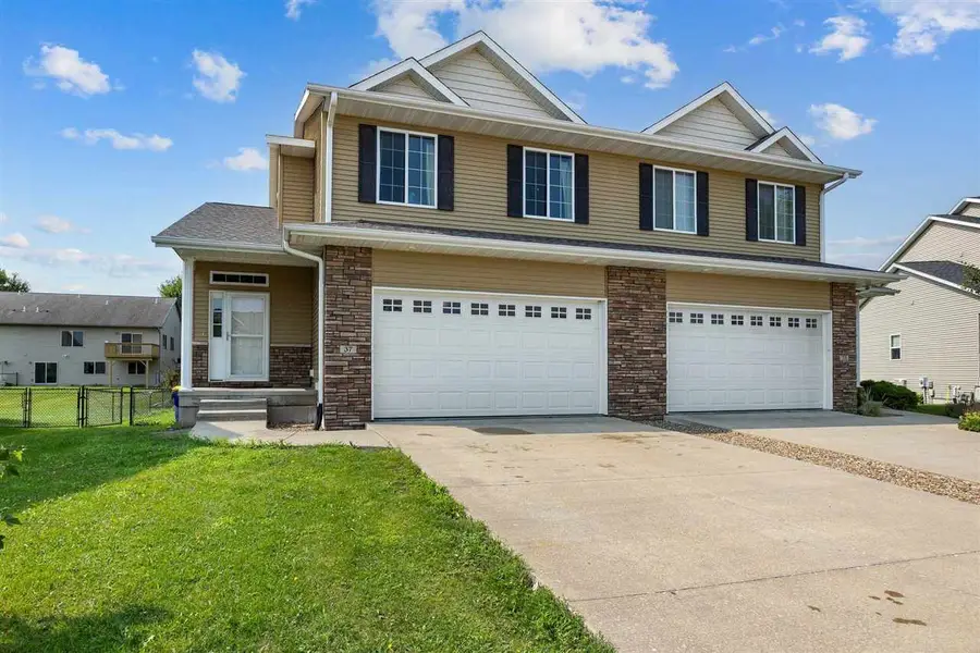 37 Ash Ct, North Liberty, IA 52317 - #2