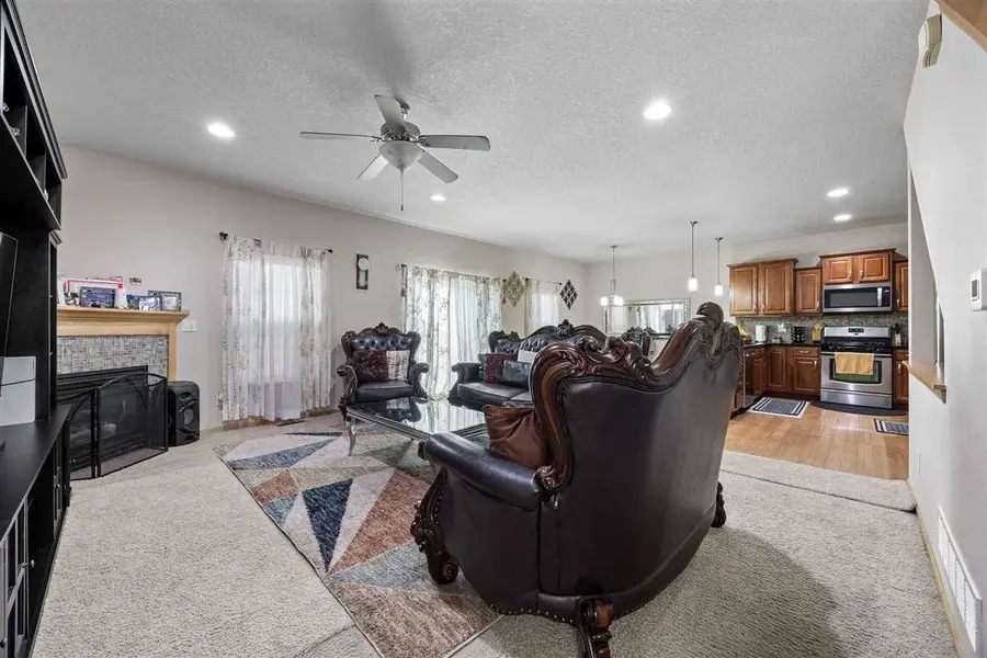 37 Ash Ct, North Liberty, IA 52317 - #3