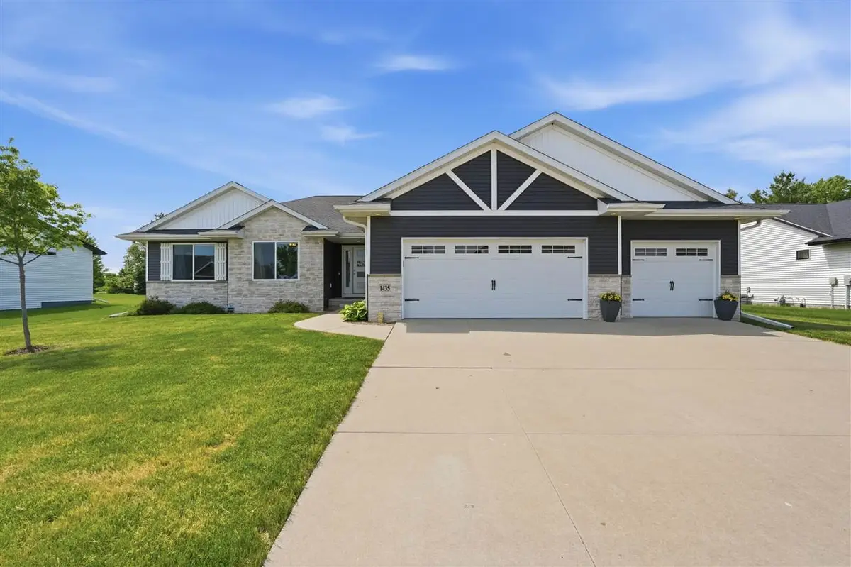 1435 Franklin St, North Liberty, IA 52317 - #1