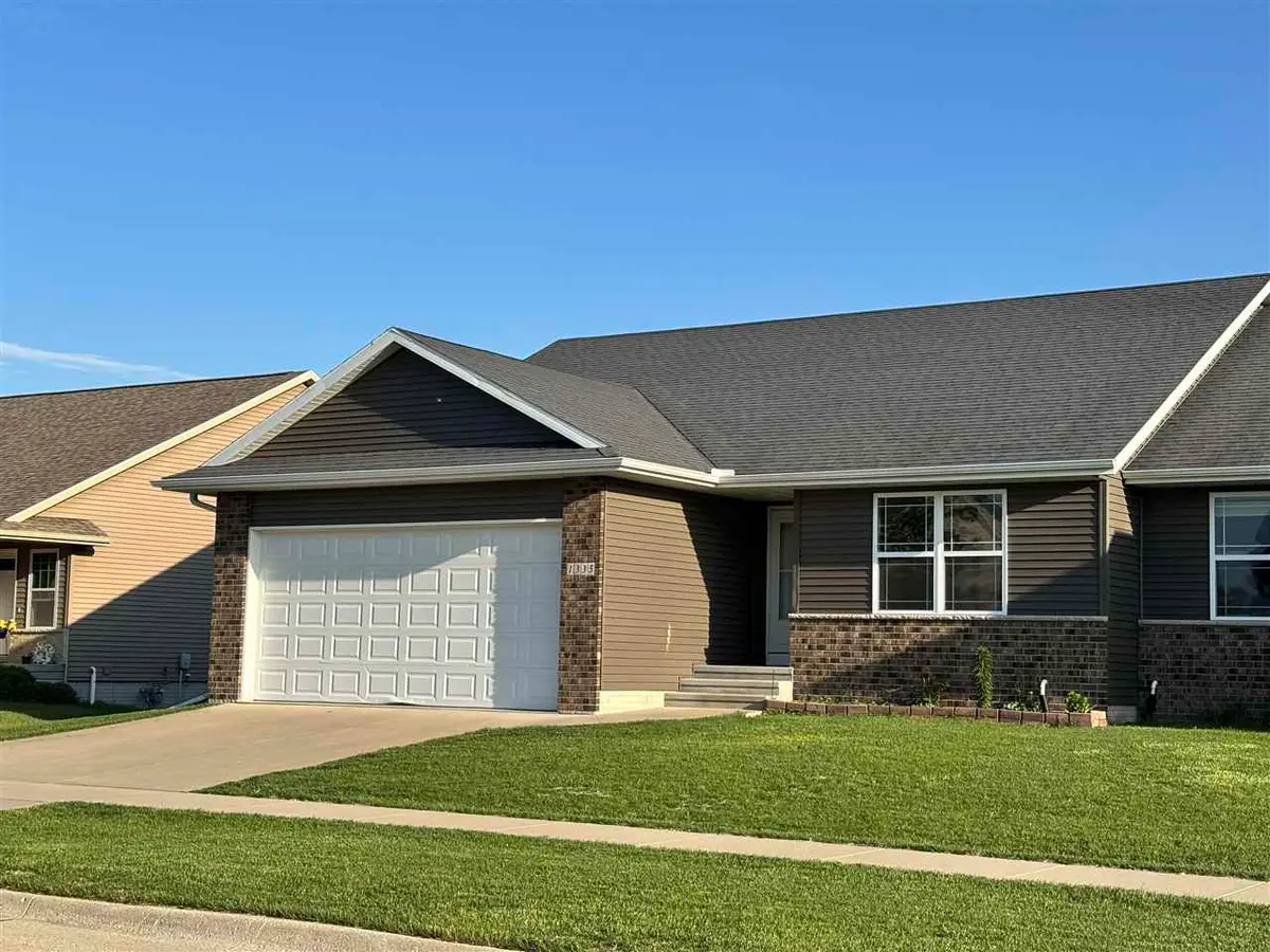 1335 Redbud Ave, Tiffin, IA 52340 - #1