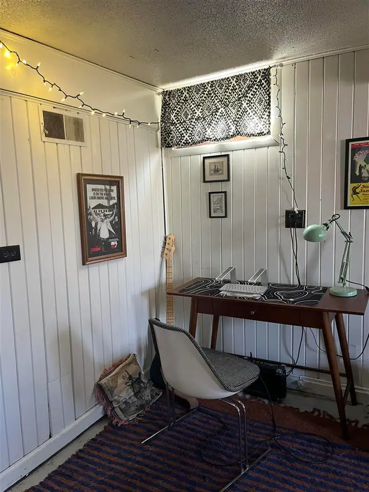 611 S 7th Ave., Iowa City, IA 52240 - #2
