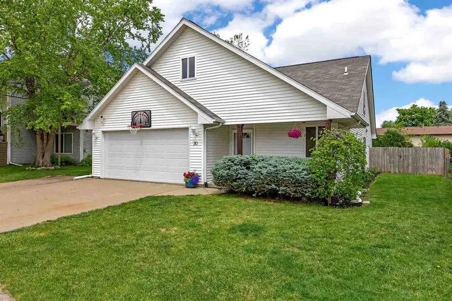 30 Augusta Crt, North Liberty, IA 52317 - #3