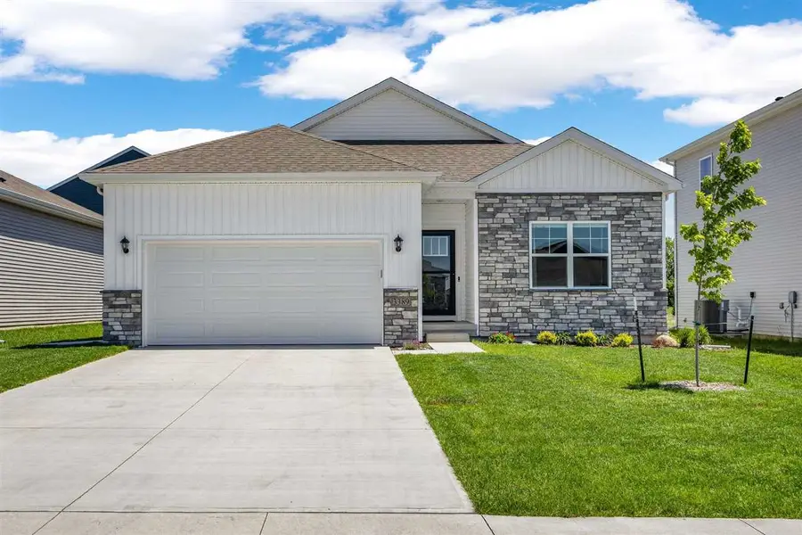 3389 Dreusicke Dr, Coralville, IA 52241 - #2