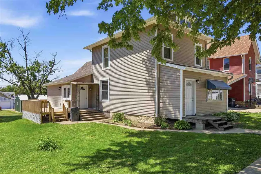 310 5th Ave, Clarence, IA 52216 - #2