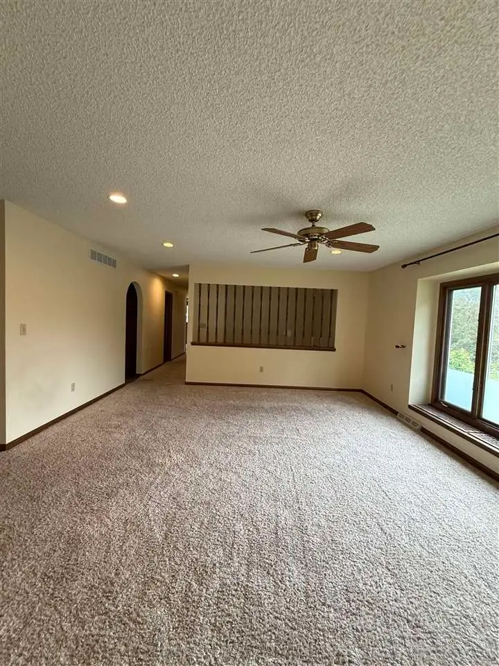 30 Denbigh Drive, Iowa City, IA 52246 - #3