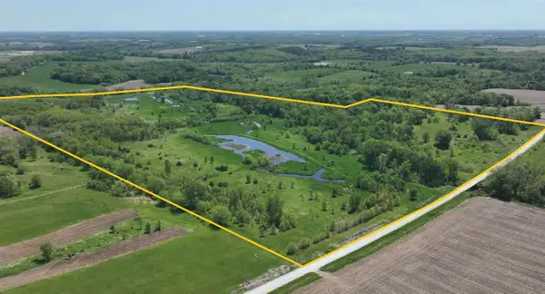 Nipa Blvd, Fairfield, IA 52556