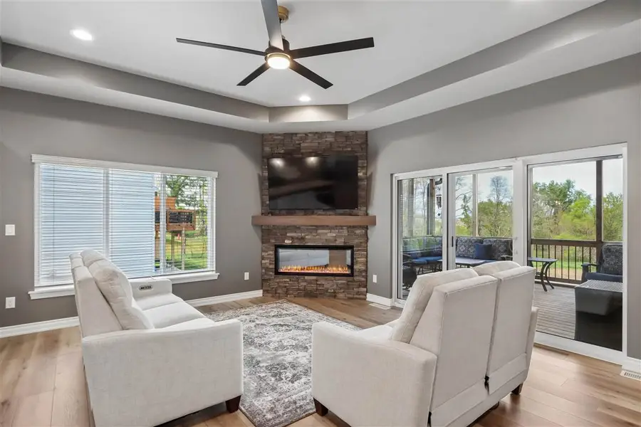 1030 Highland Trl, Solon, IA 52333 - #3