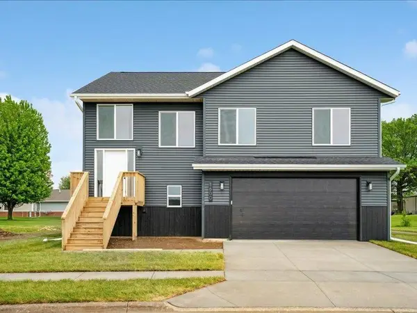 1420 Duncan Drive, Muscatine, IA 52761