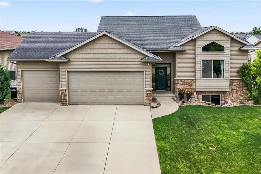 3589 Faulkner Ave, Marion, IA 52302 - #2