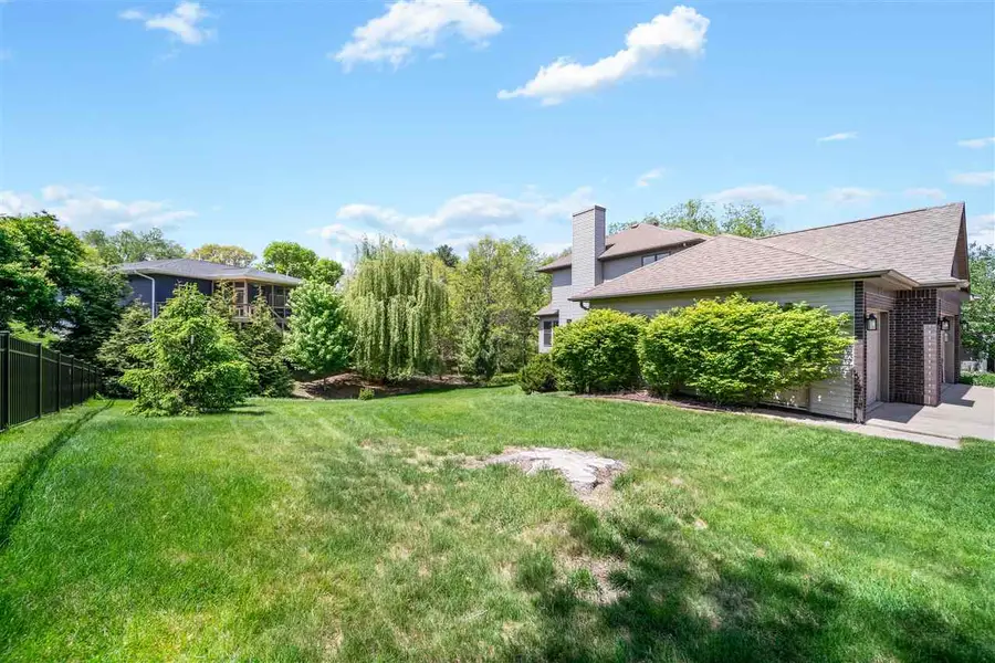 1802 Brown Deer Trl, Coralville, IA 52241 - #2