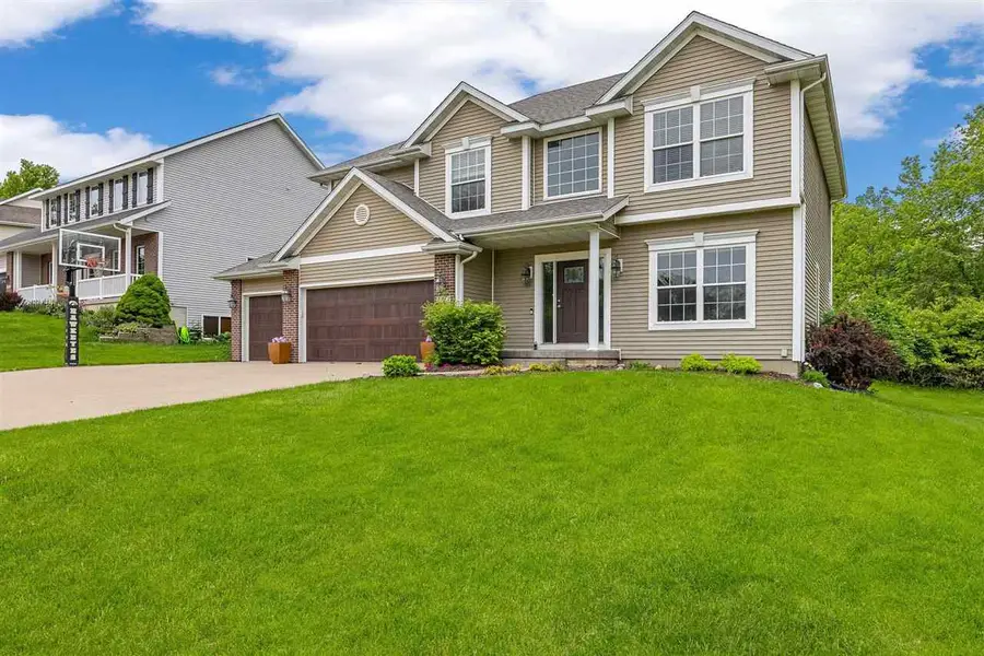 2812 Broken Woods Drive, Coralville, IA 52241 - #2