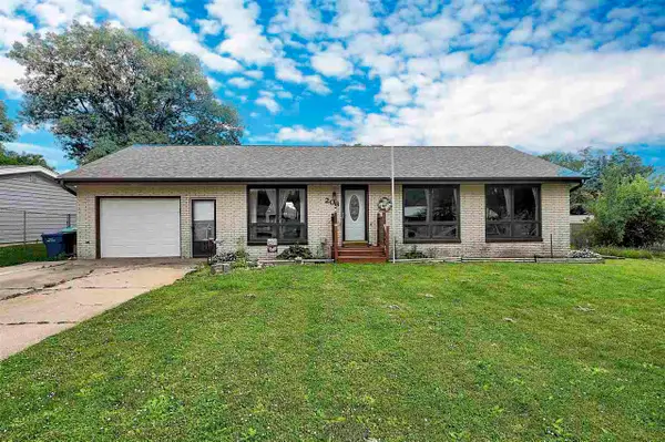 206 W Gibson St., West Liberty, IA 52776