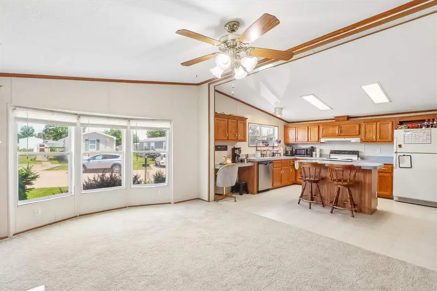 1668 Apache Dr, Marion, IA 52302 - #3