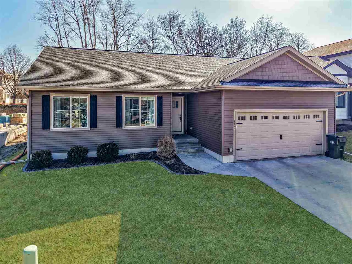 236 Kenneth Dr, Iowa City, IA 52245 - #1
