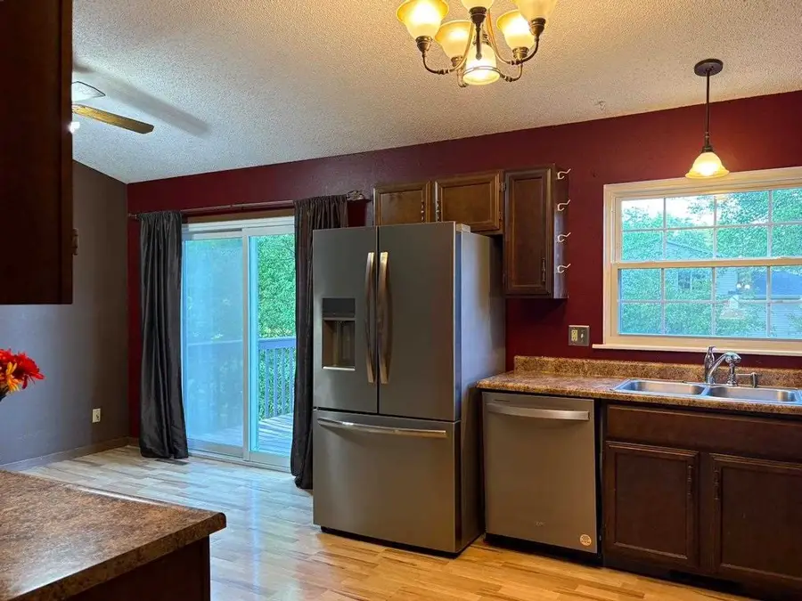 2824 Sterling Dr, Iowa City, IA 52240 - #3