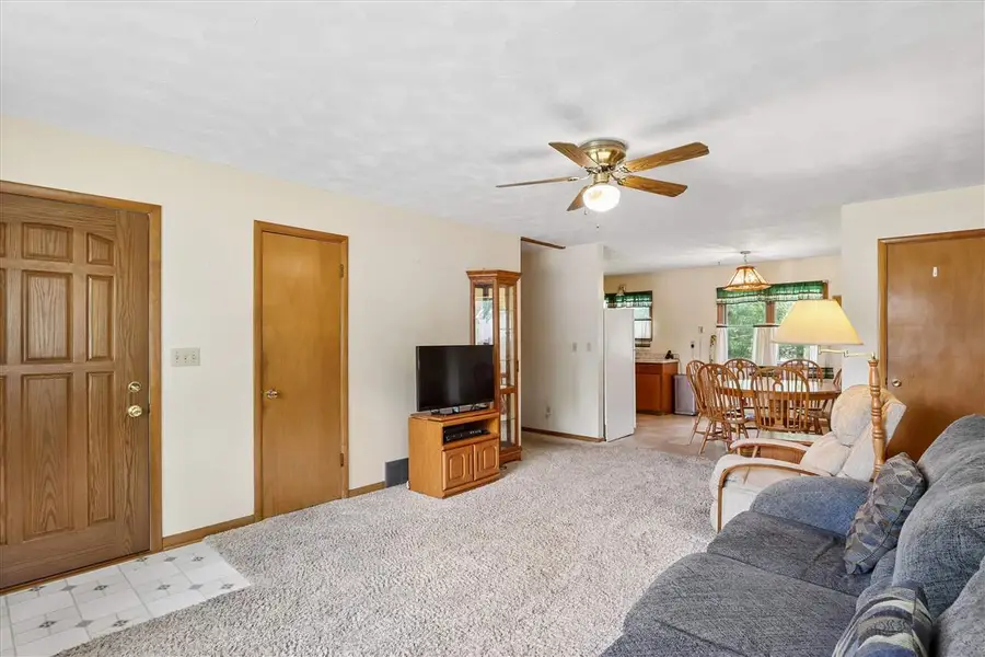 1518 Hollywood Blvd, Iowa City, IA 52240 - #3