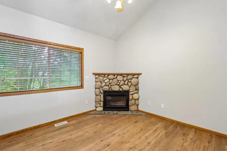 427 W Zeller Street, North Liberty, IA 51357 - #3
