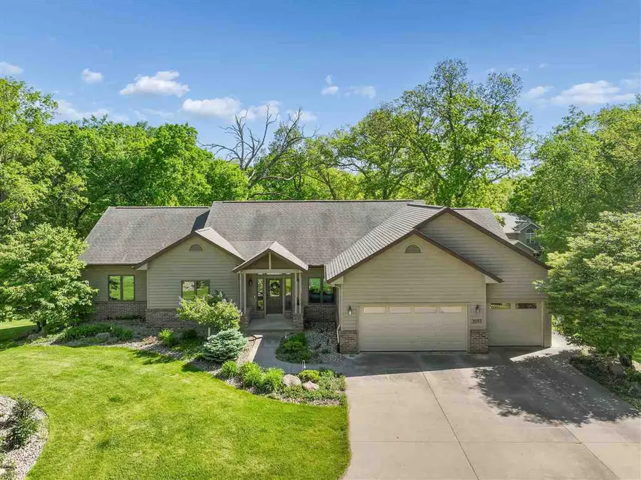 3057 Sandy Beach Rd NE, Swisher, IA 52338 - #2