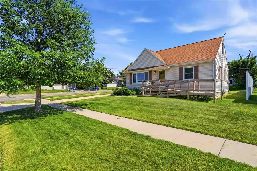 3401 Dennis Dr NW, Cedar Rapids, IA 52405 - #2