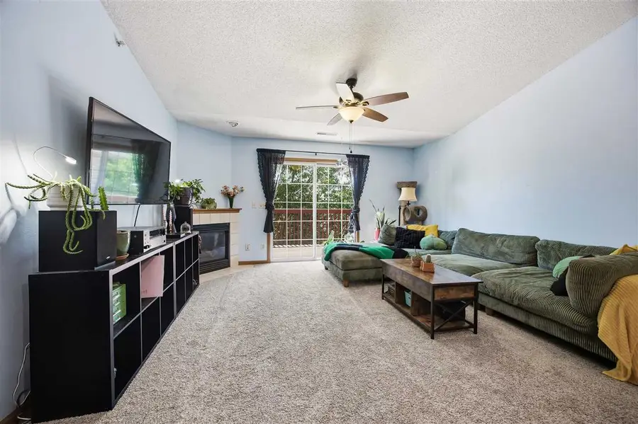 624 Kimberlite St, Tiffin, IA 52340 - #3