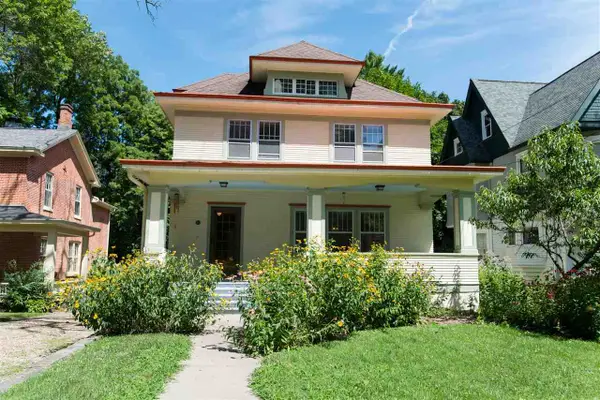 416 S Summit St, Iowa City, IA 52240