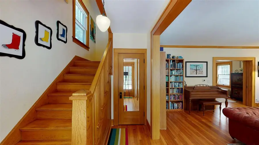416 S Summit St, Iowa City, IA 52240 - #2