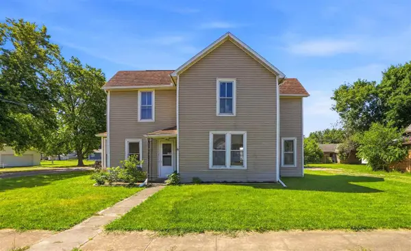 210 E Center St., Winfield, IA 52659