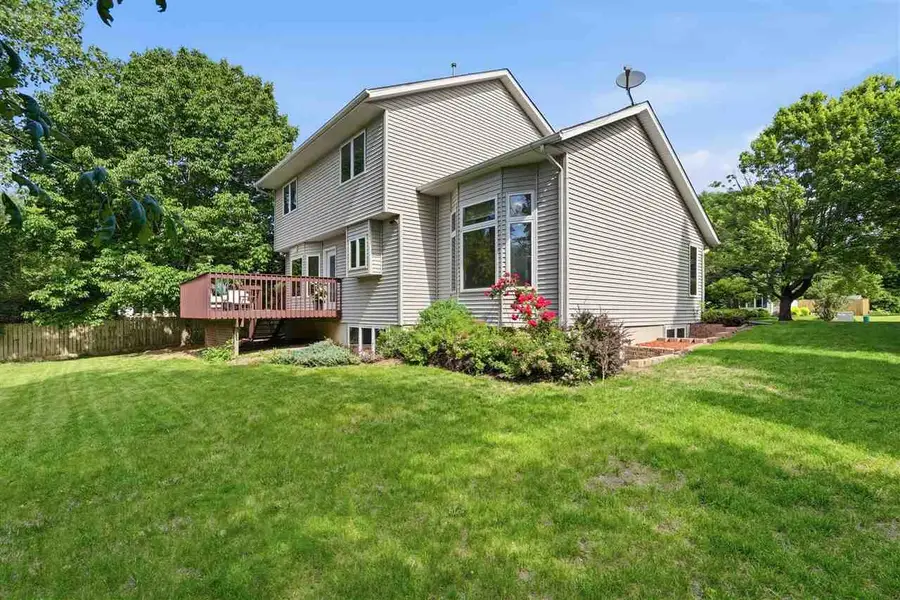 1935 Flanigan Ct, Iowa City, IA 52246 - #3