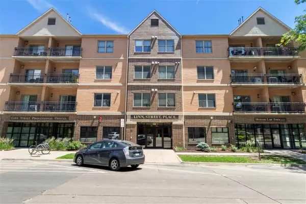 332 S Linn Street, Iowa City, IA 52240