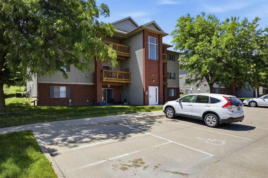 2272 Holiday Rd, Coralville, IA 52241 - #2