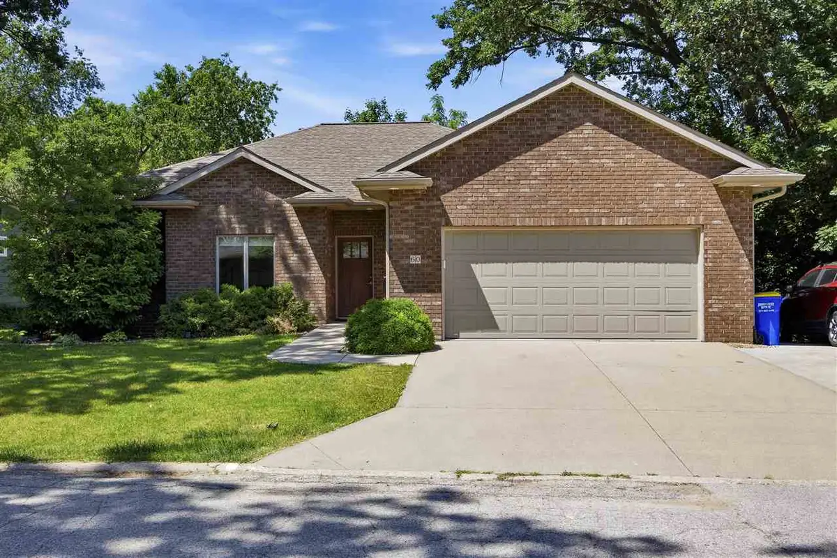60 Marietta Ave, Iowa City, IA 52246 - #1