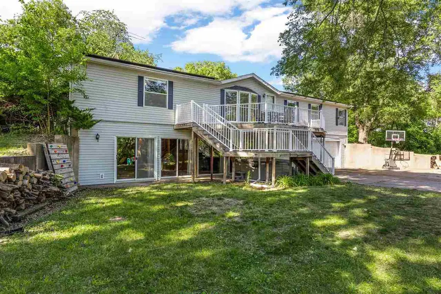 1650 W Forevergreen Rd, North Liberty, IA 52317 - #3