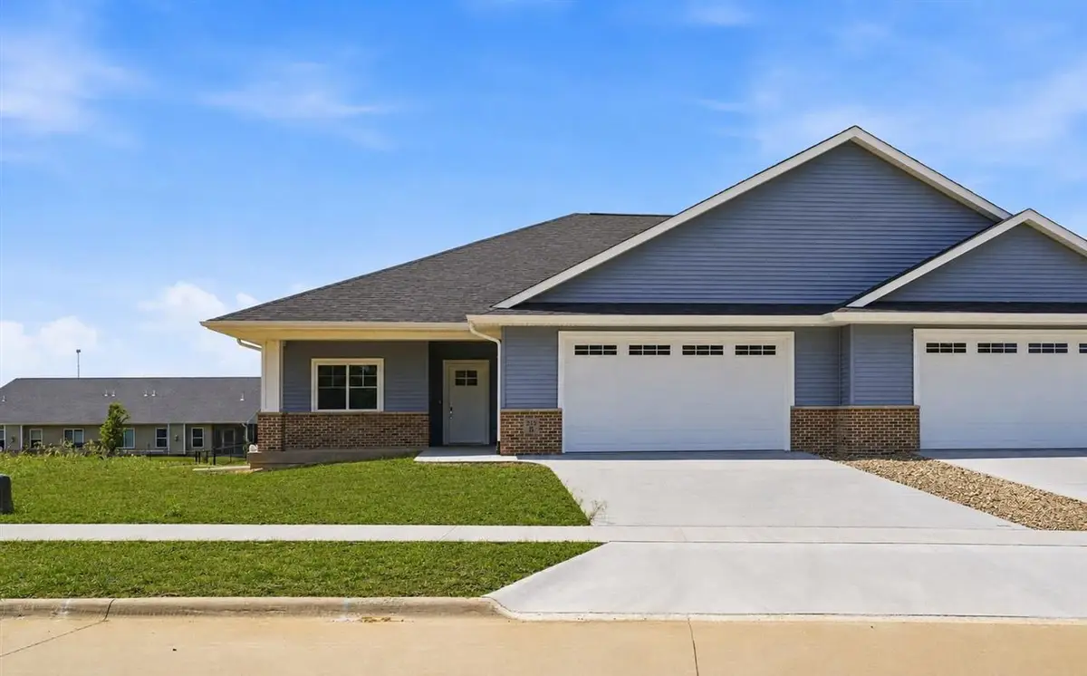 215B Timberline Terrace, Kalona, IA 52247 - #1
