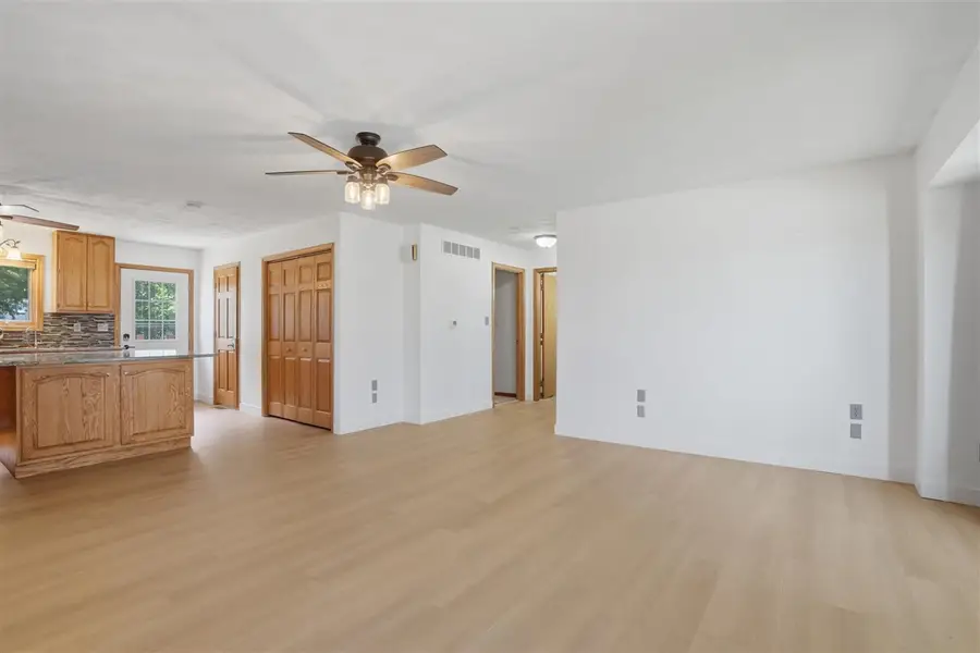 303 NW Hoover St, Keota, IA 52248 - #2