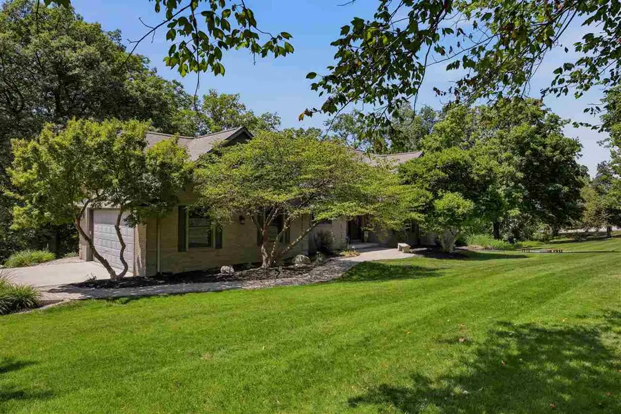 4000 Mehaffey Ln NE, Solon, IA 52333 - #2