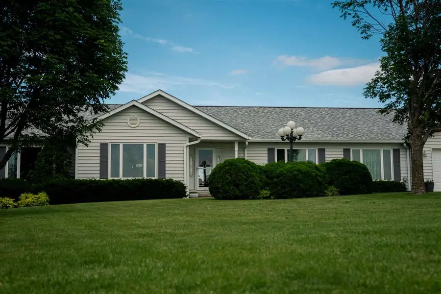 3559 40th Street, Grinnell, IA 50112 - #2