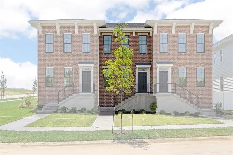 3006 Tommy Ln, Coralville, IA 52241 - #2