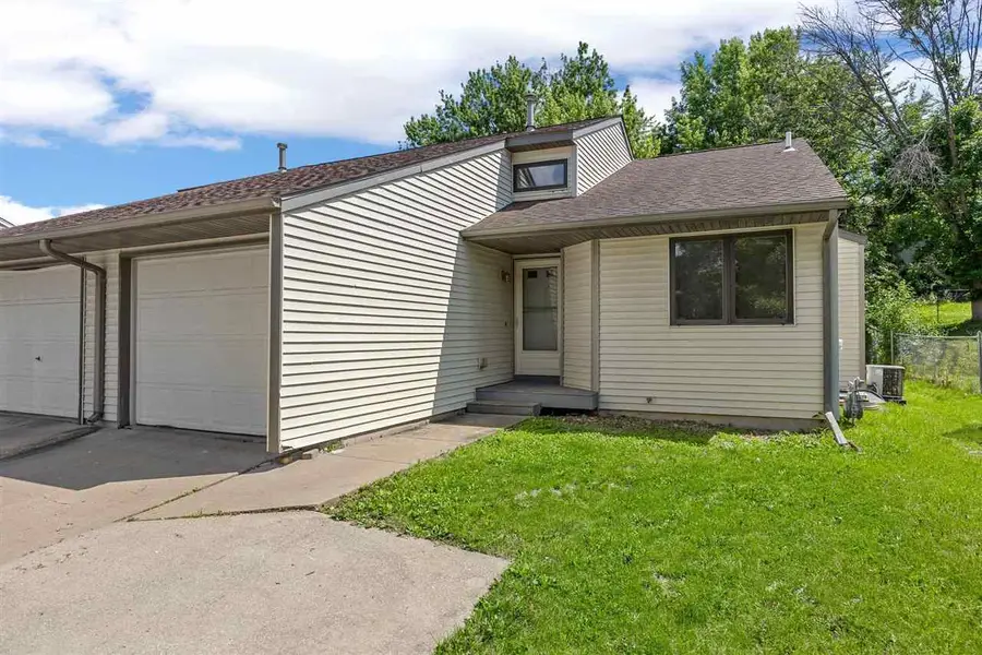2326 10th, Coralville, IA 52241 - #2