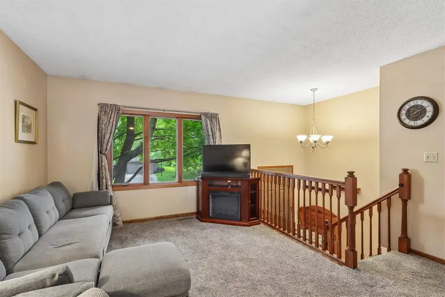 220 Amhurst St, Iowa City, IA 52245 - #3