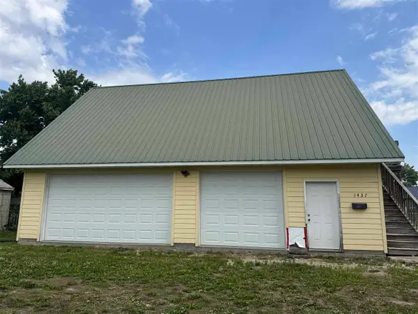 1437 Swanson St, Ottumwa, IA 52501