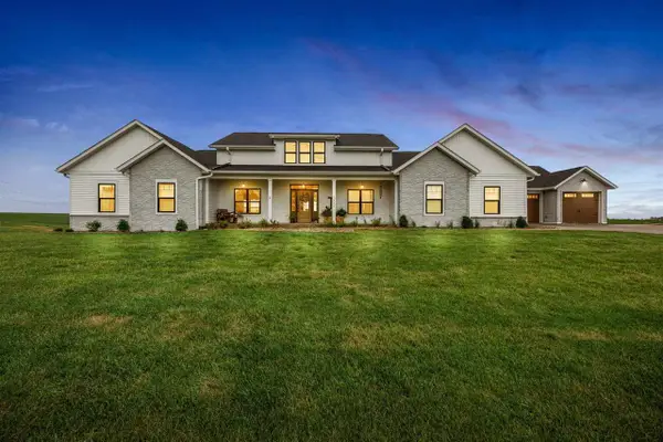 1904 Charles Ave, West Branch, IA 52358