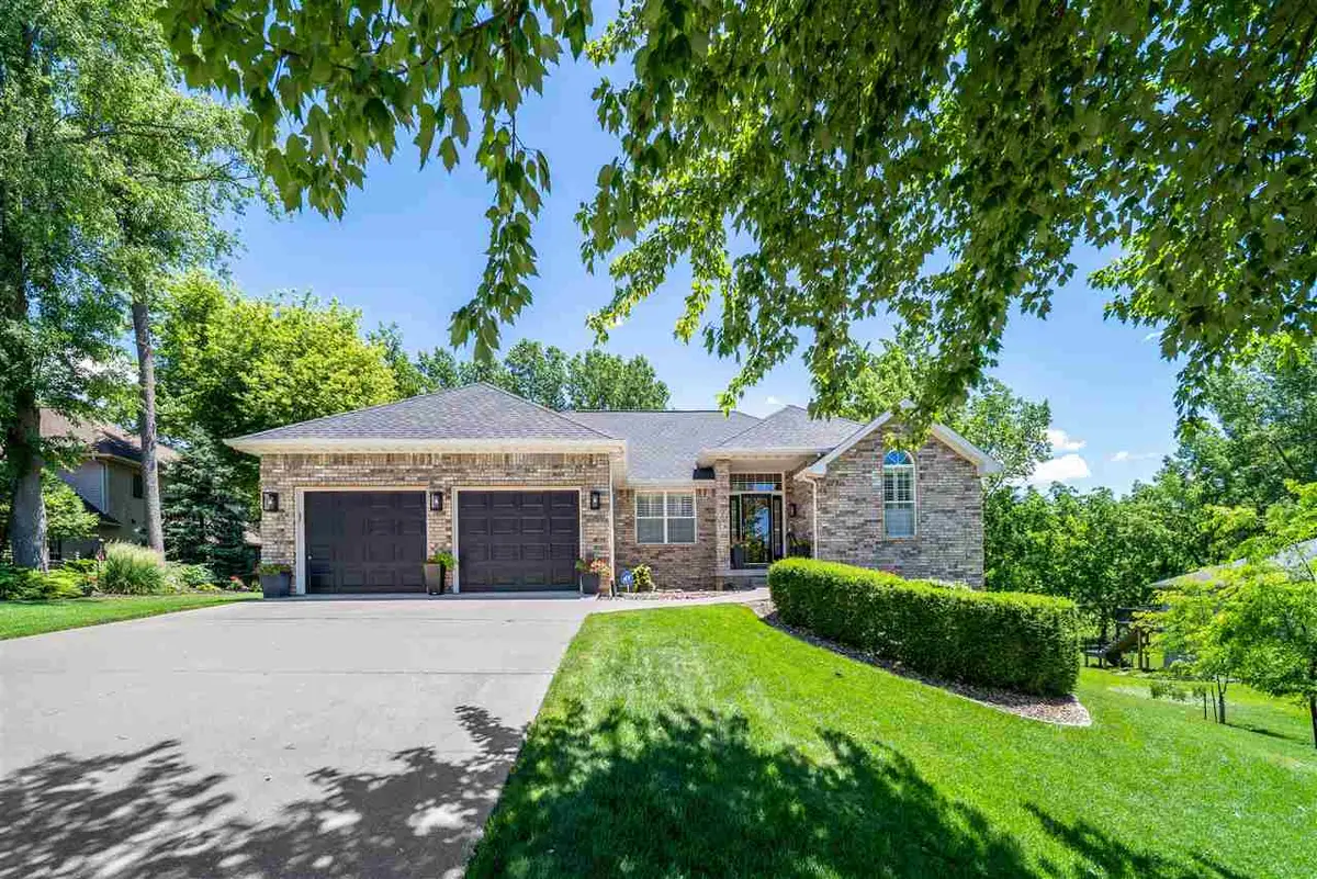 2665 Muddy Creek Ln, Coralville, IA 52241 - #1
