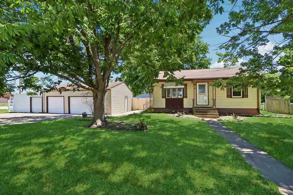 71 S Ella St., Riverside, IA 52327 - #1
