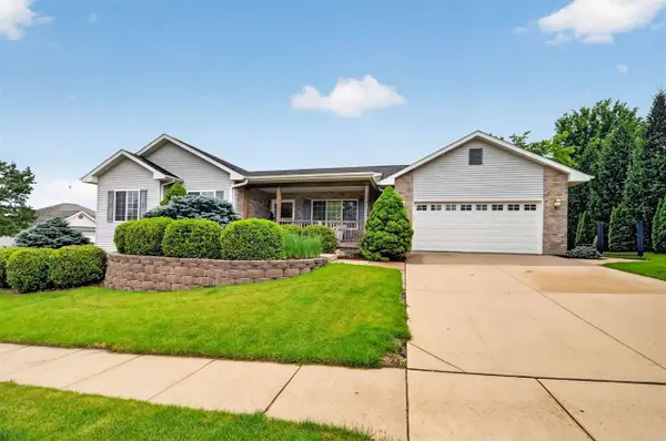 7 Phyliss Pl, Iowa City, IA 52245