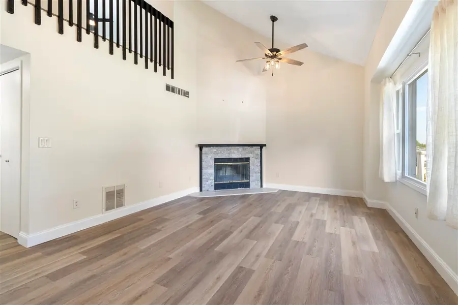 615 W Sovers Street, Solon, IA 52333 - #3