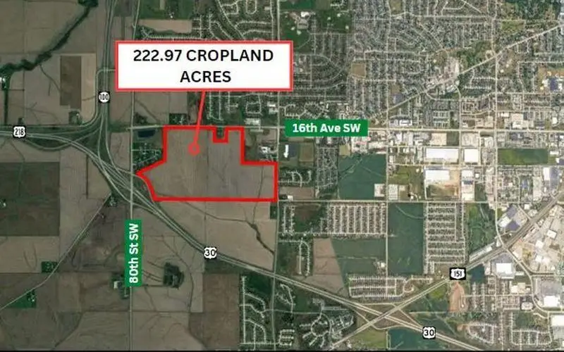 Farm 2449 SW 16th Ave, Clinton, IA 42404 - #1