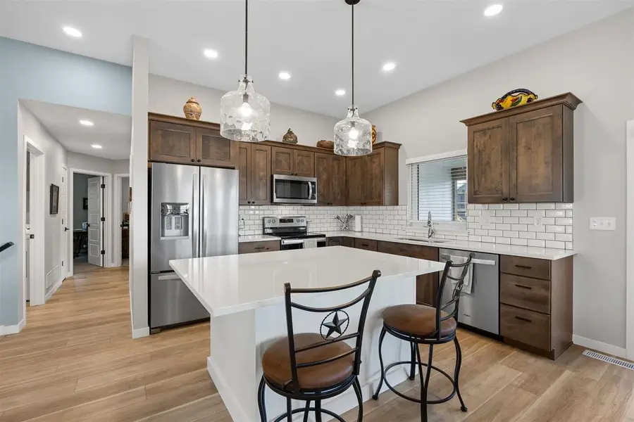 2898 Wagon Wheel Dr, Iowa City, IA 52240 - #3